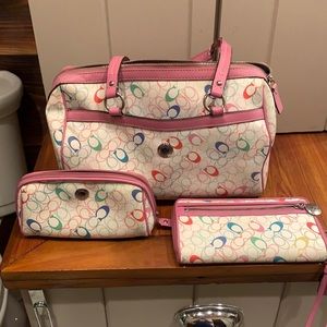 Coach matching set